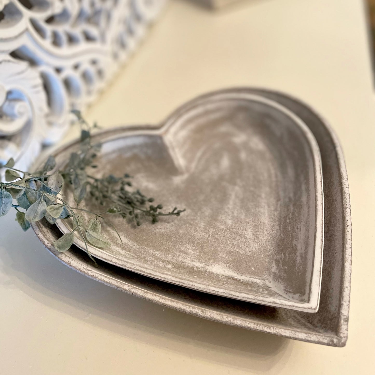Set of 2 Heart Display Trays