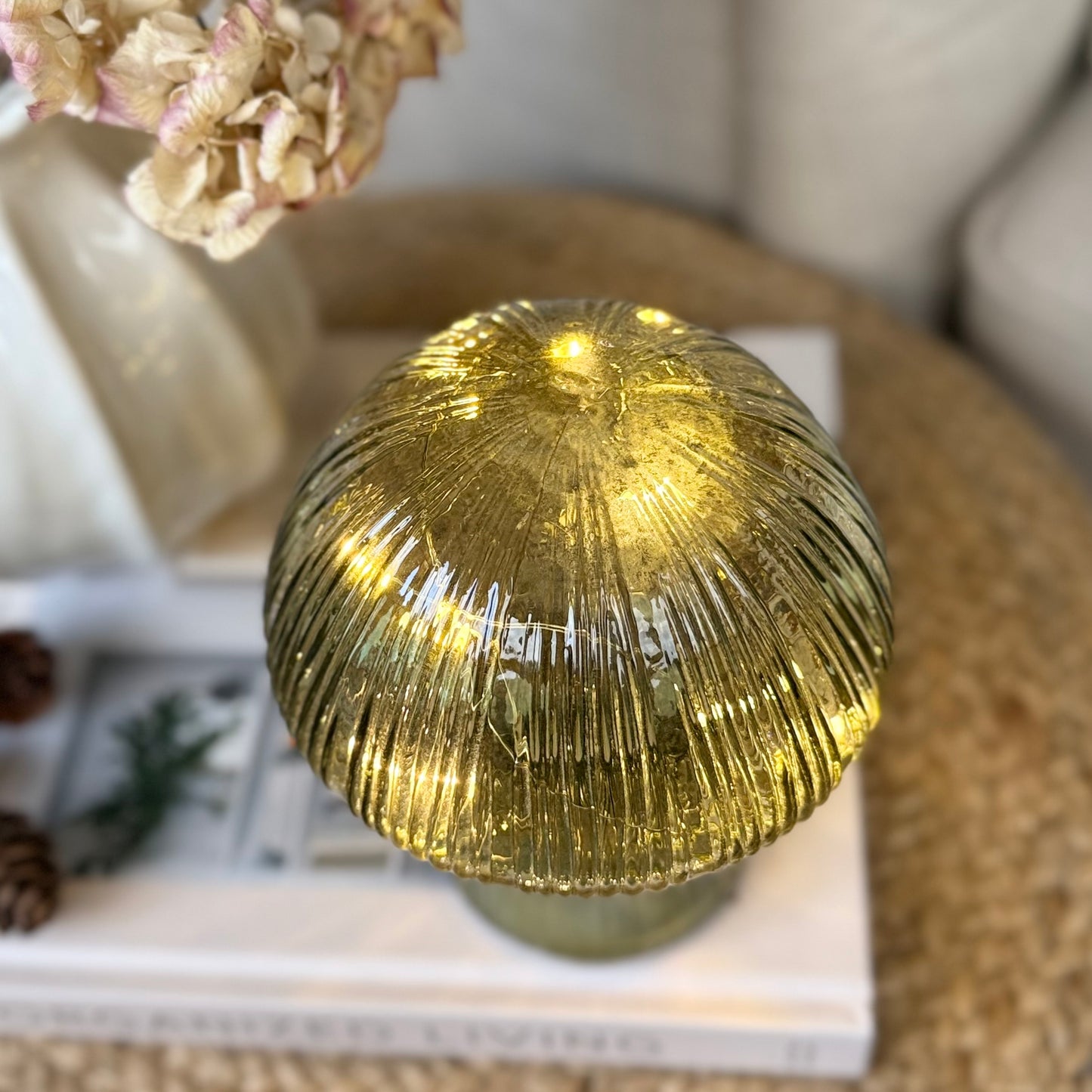 Mushroom led ornament with soft illumination, perfect to create a warm, relaxing atmosphere.